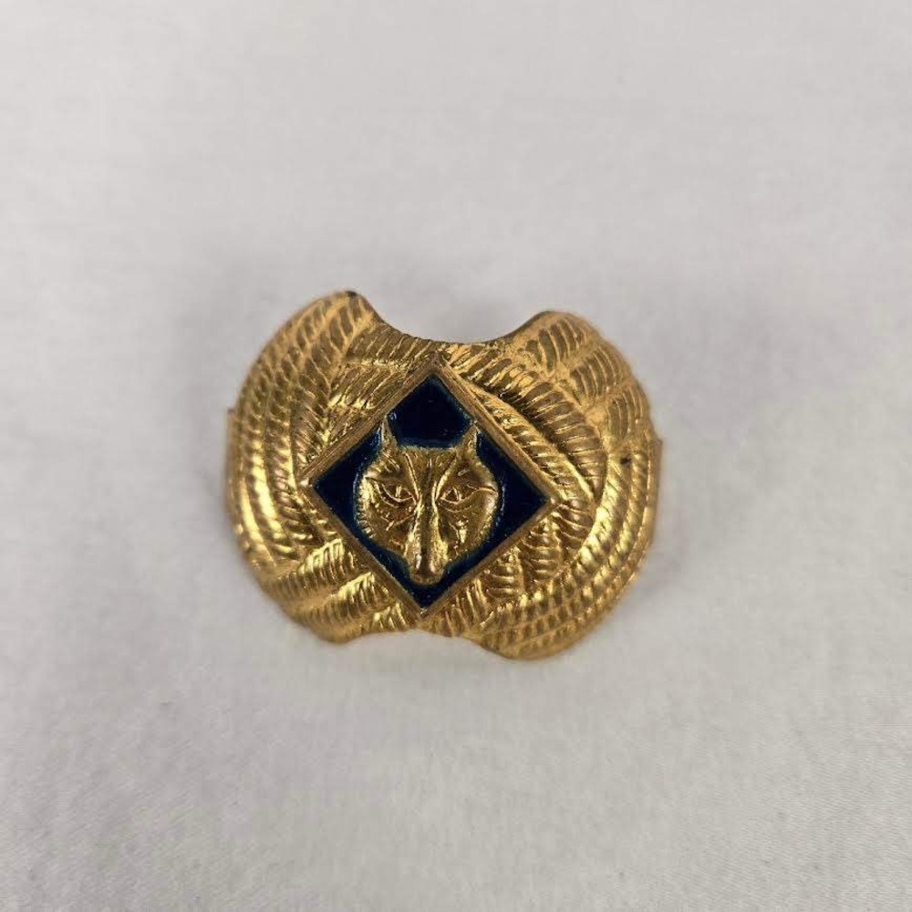 Vintage Boy Scouts of America Cub Scout‎ Wolf Neckerchief Slide Gold Tone Blue